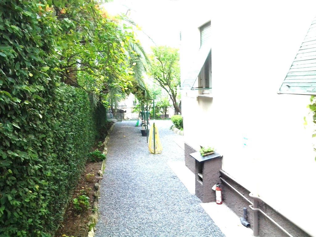Hotel Piccolo Eden Nervi Luaran gambar